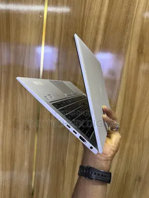 Laptop HP EliteBook 840 G7 16GB Intel Core i7 SSD 256GB