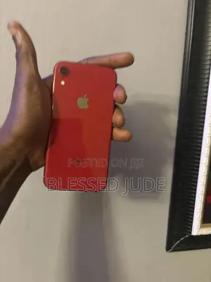 Apple iPhone XR 128 GB Red