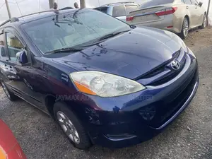 Toyota Sienna LE AWD 2006 Blue