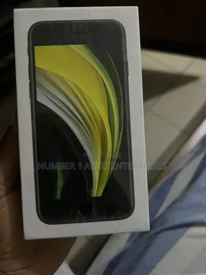 New Apple iPhone SE 128 GB Black