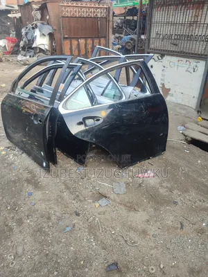Complete Door Set Es 350 2010 Available