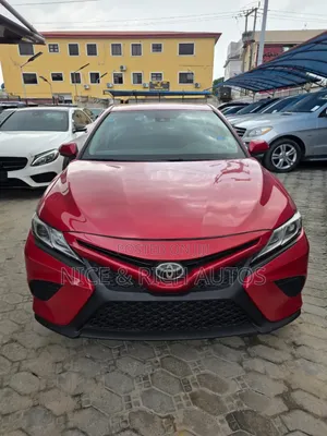 Toyota Camry 2019 Red