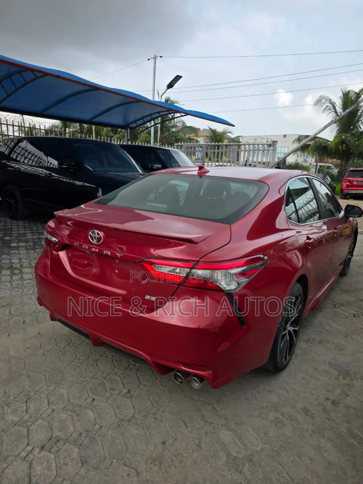 Toyota Camry 2019 Red
