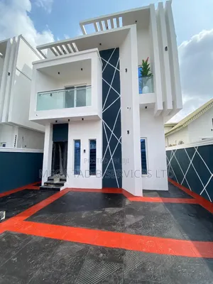 7bdrm Duplex in Agege Estate for sale