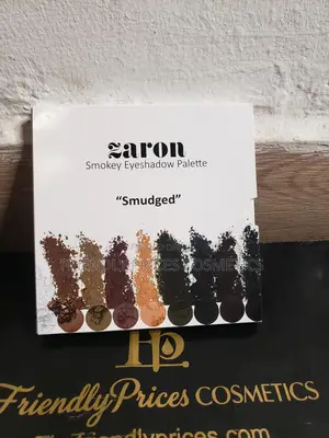 Zaron Smokey Eyeshadow Palette “Smudged’