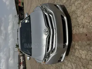 Toyota Venza 2012 Silver