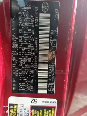 Toyota Camry SE FWD (2.5L 4cyl 8AM) 2018 Red