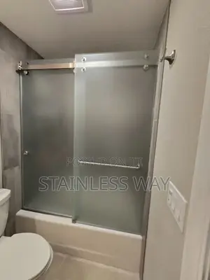 Crystalcube Shower