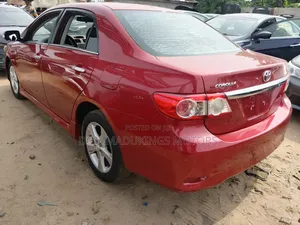 Toyota Corolla LE Special Edition 4dr Sedan (1.8L 4cyl 4A) 2013 Red