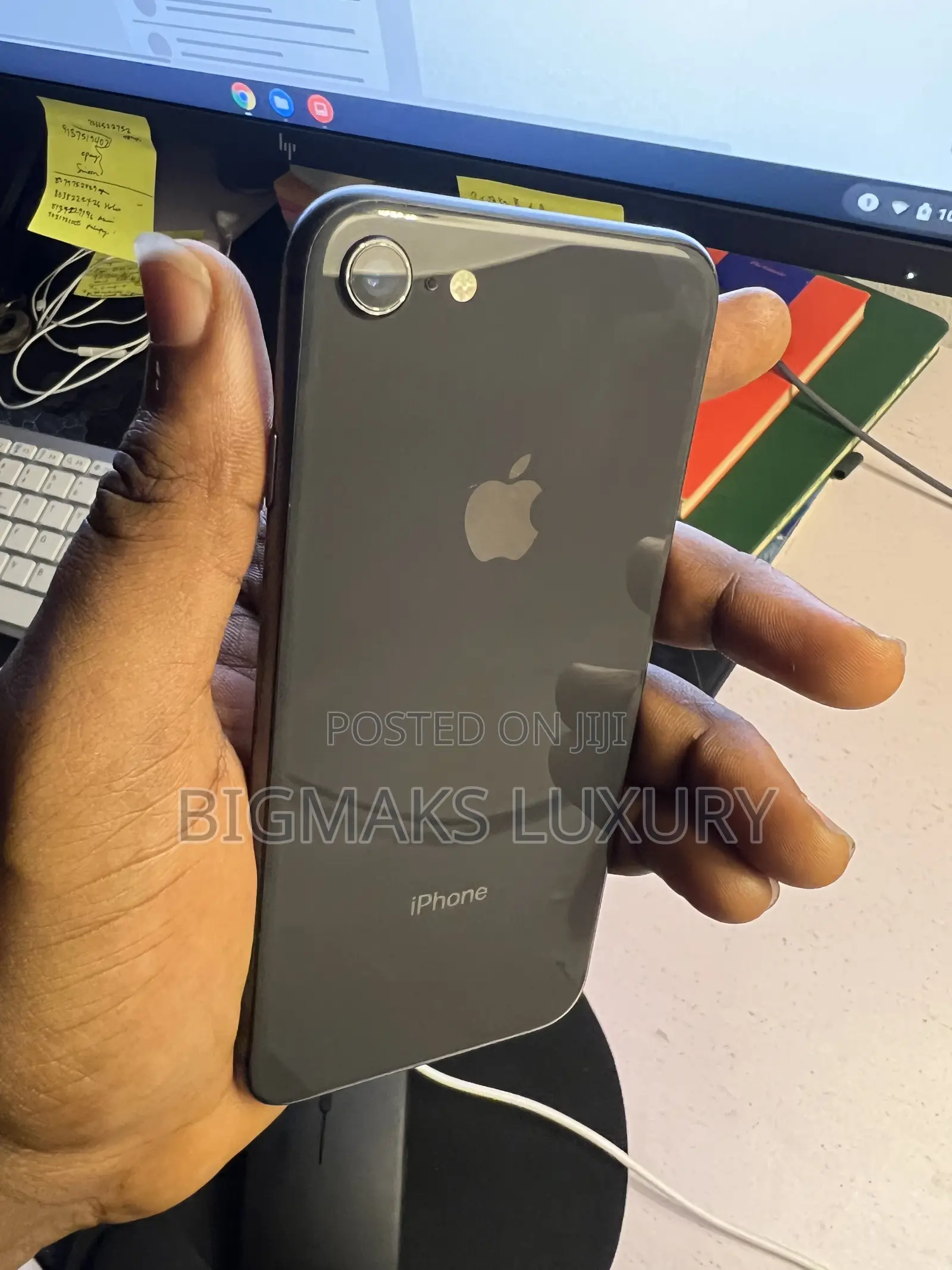 Apple iPhone 8 64 GB Black