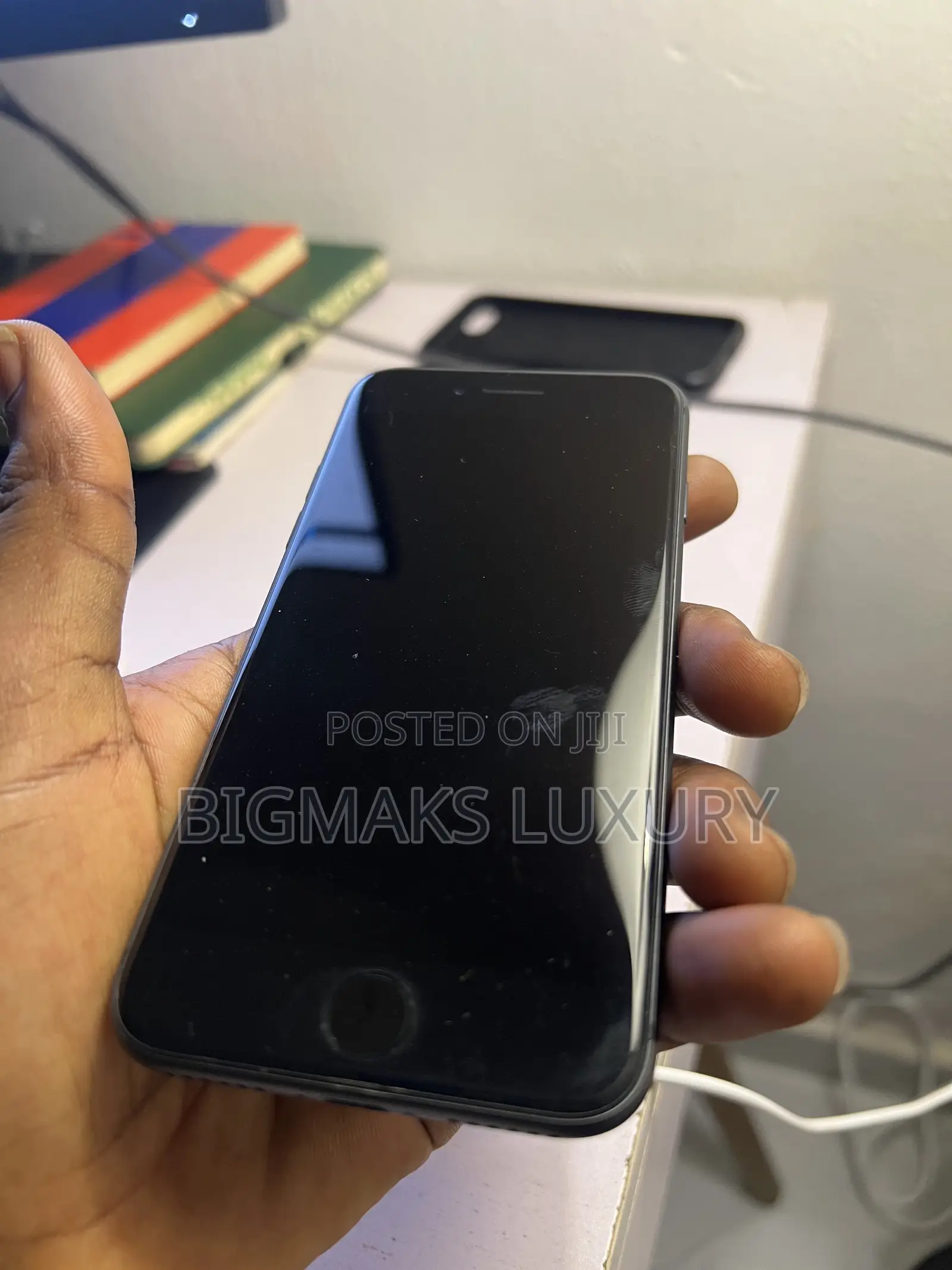 Apple iPhone 8 64 GB Black