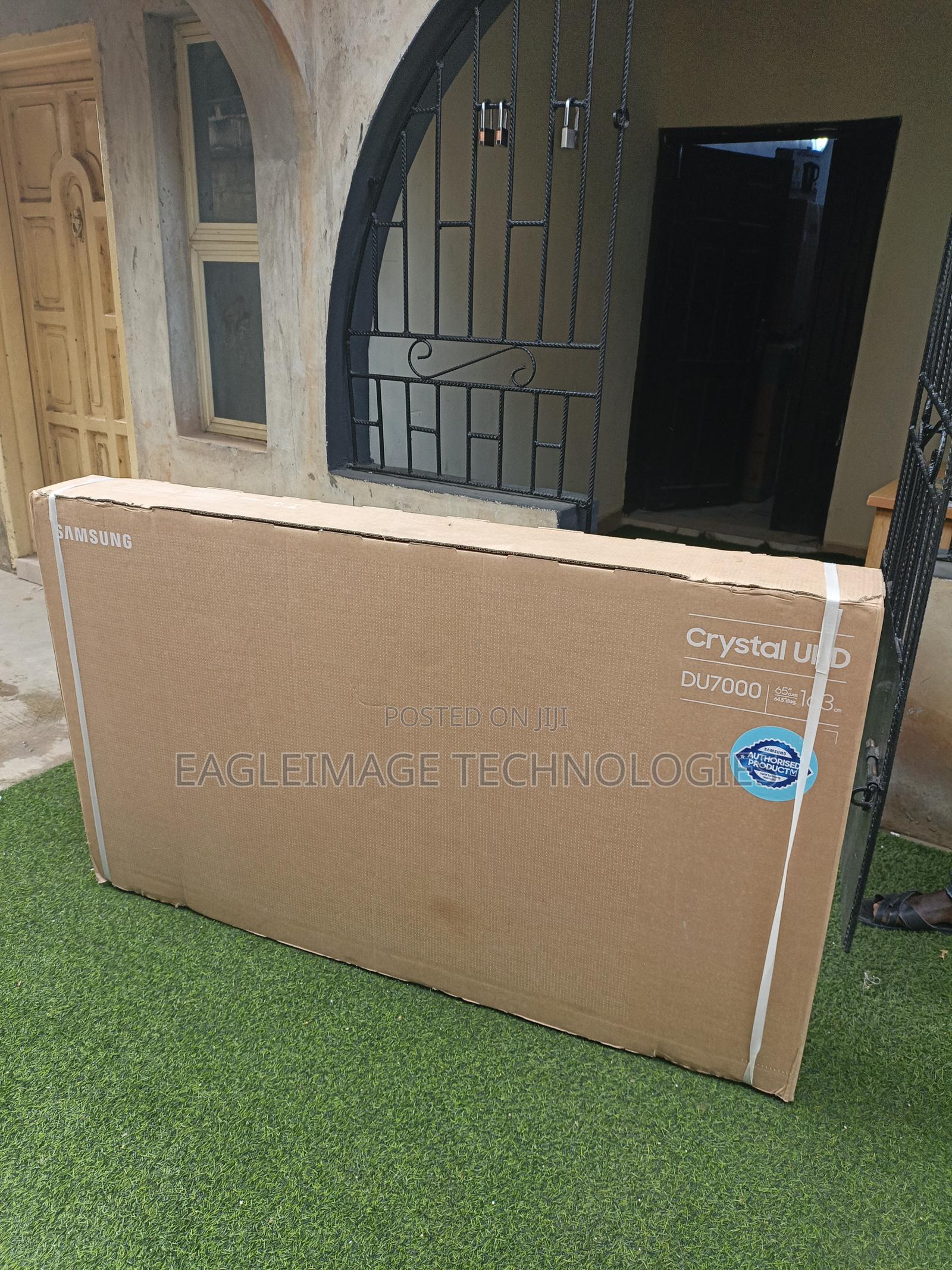 Original Samsung 65 Inch Uhd Smart Tv + Wall Bracket Free