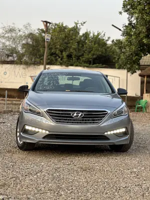 Hyundai Sonata SE PZEV 4dr Sedan (2.4L 4cyl 6A) 2015 Silver