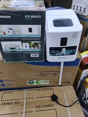Hisense Frost Forge Countertop Ice Maker.