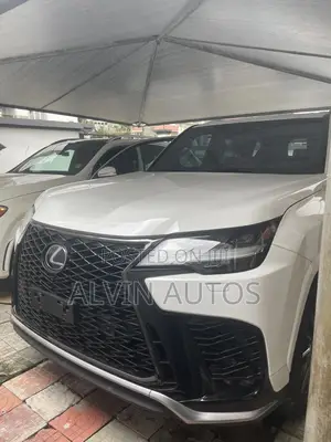 Lexus LX 600 2022 White