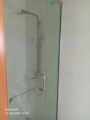 3bdrm Apartment in Ikeja for rent