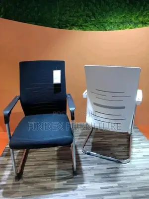 Strong Visitor Chair