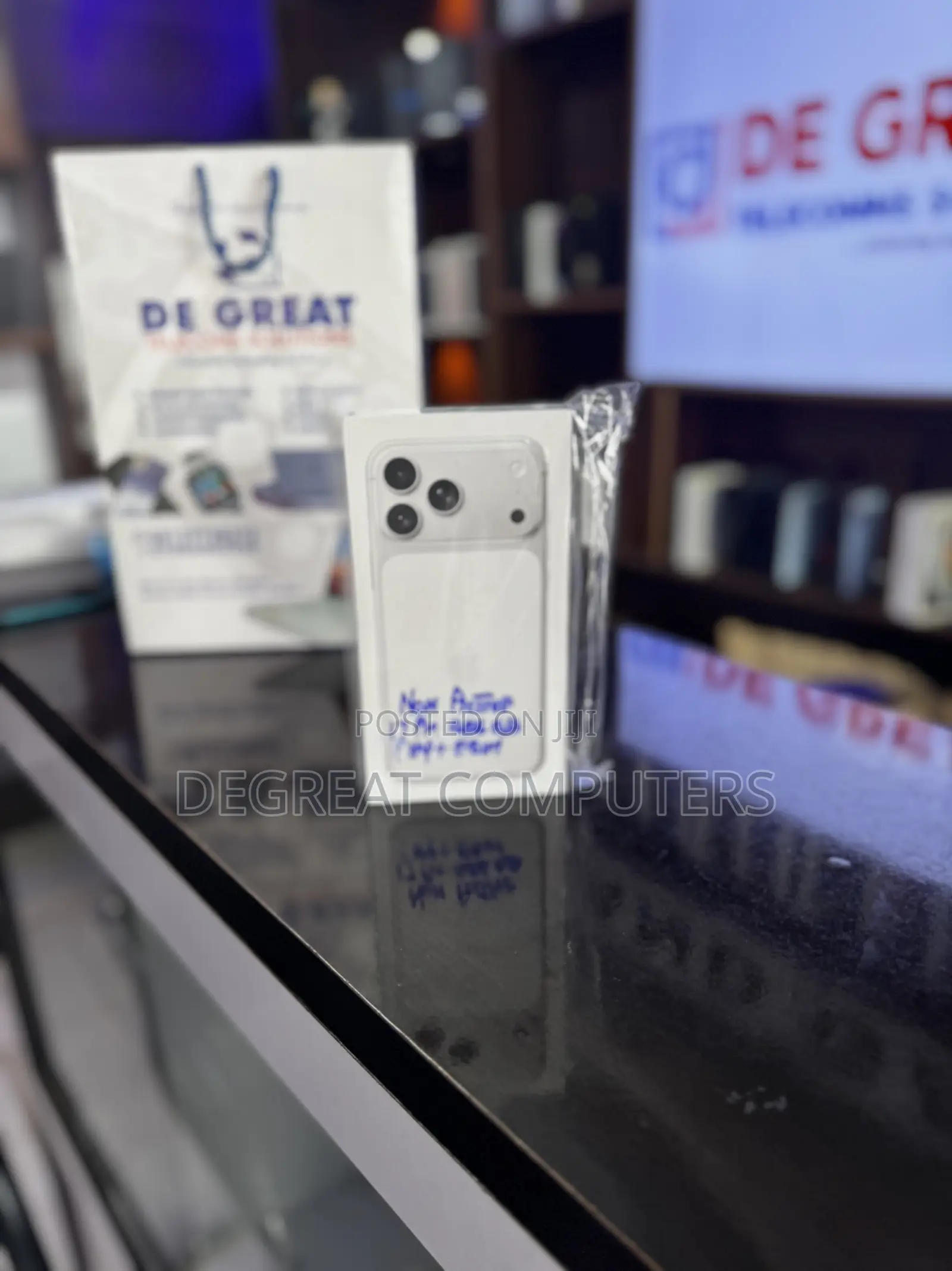 New Apple iPhone 17 Pro Max 256 GB Silver