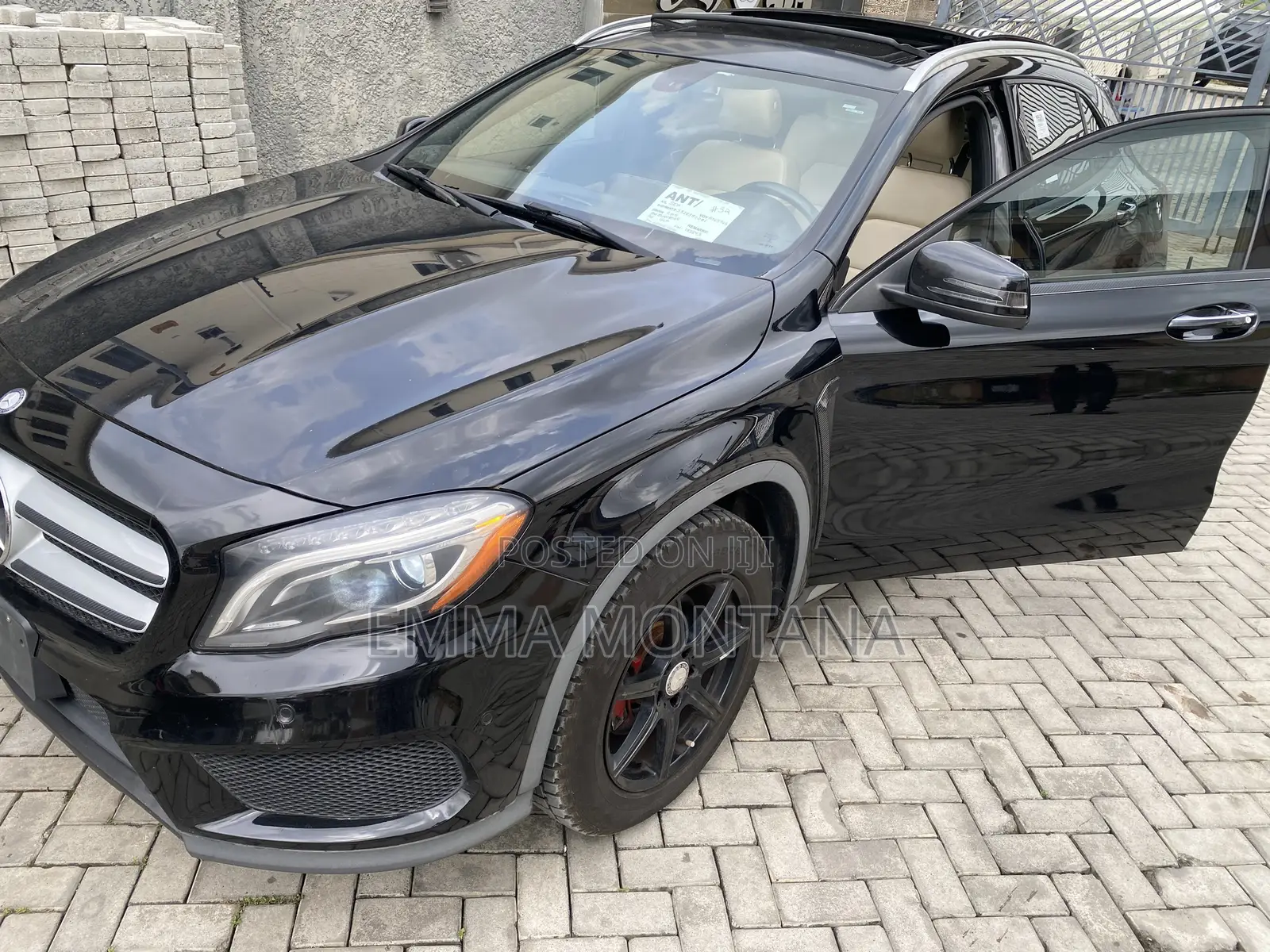 Mercedes-Benz GLA 250 2015 Black