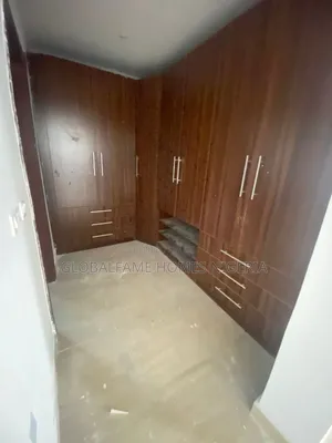 4bdrm Duplex in Creek Haven Estate, VGC / Ajah for rent