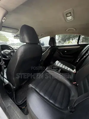 Volkswagen Passat 2011 Silver