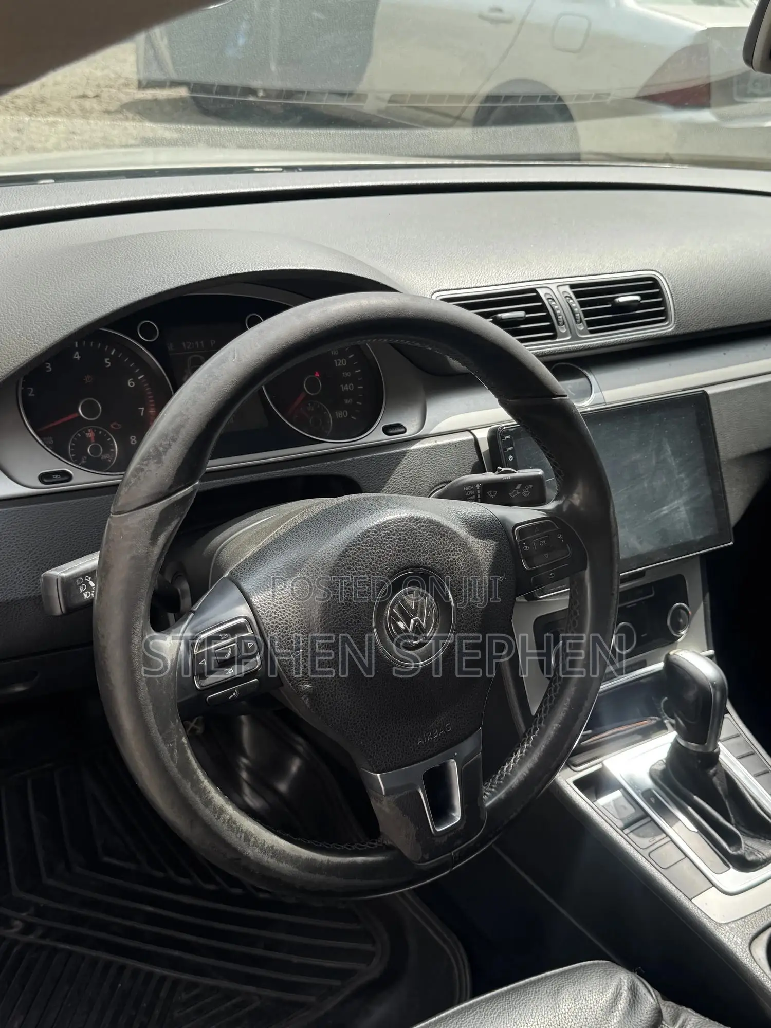 Volkswagen Passat 2011 Silver