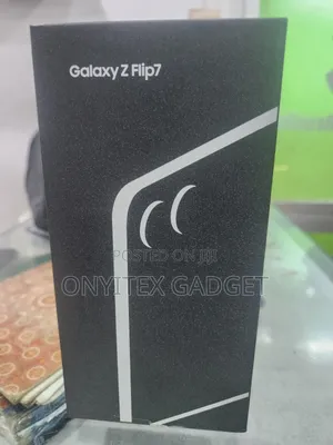 New Samsung Galaxy Z Flip7 256 GB Black