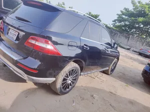 Mercedes-Benz M Class 2015 Black