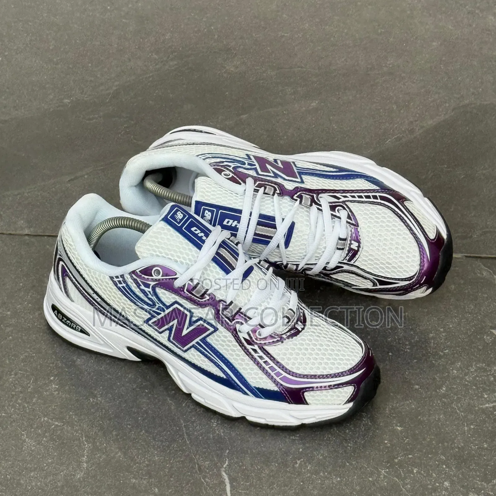 New Balance 740