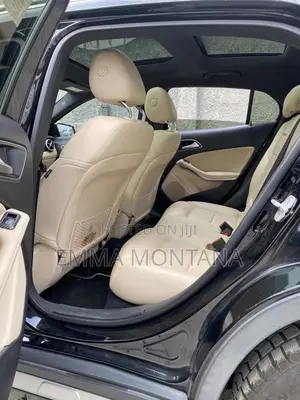 Mercedes-Benz GLA 250 2015 Black