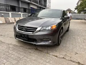 Honda Accord Sport 4dr Sedan (2.4L 4cyl CVT) 2014 Gray