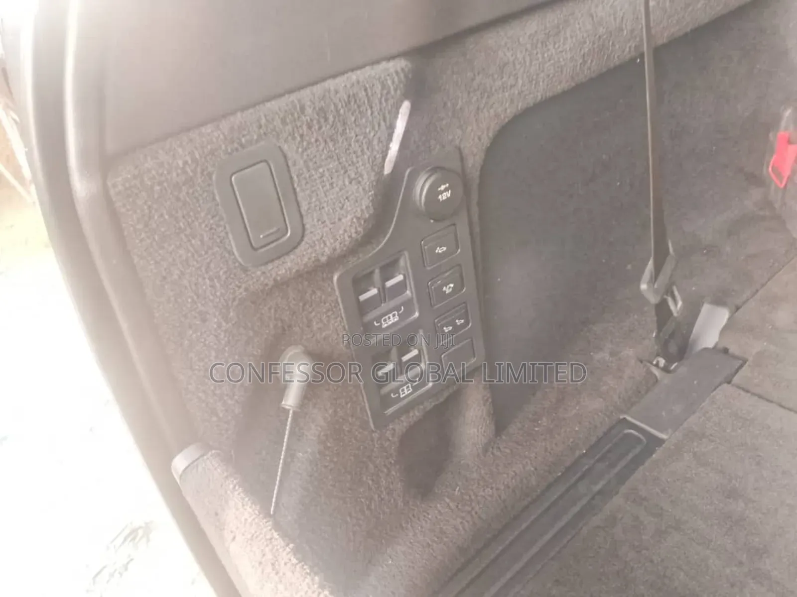 Land Rover Discovery 2018 Black