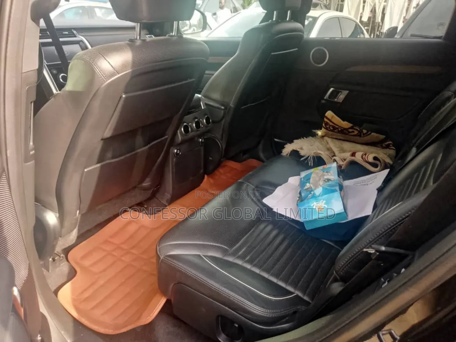 Land Rover Discovery 2018 Black