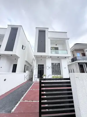 5bdrm Duplex in Ado / Ajah for sale