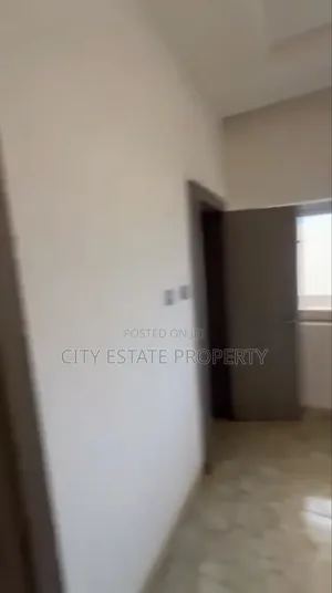 3bdrm Block of Flats in City, Galadimawa for rent