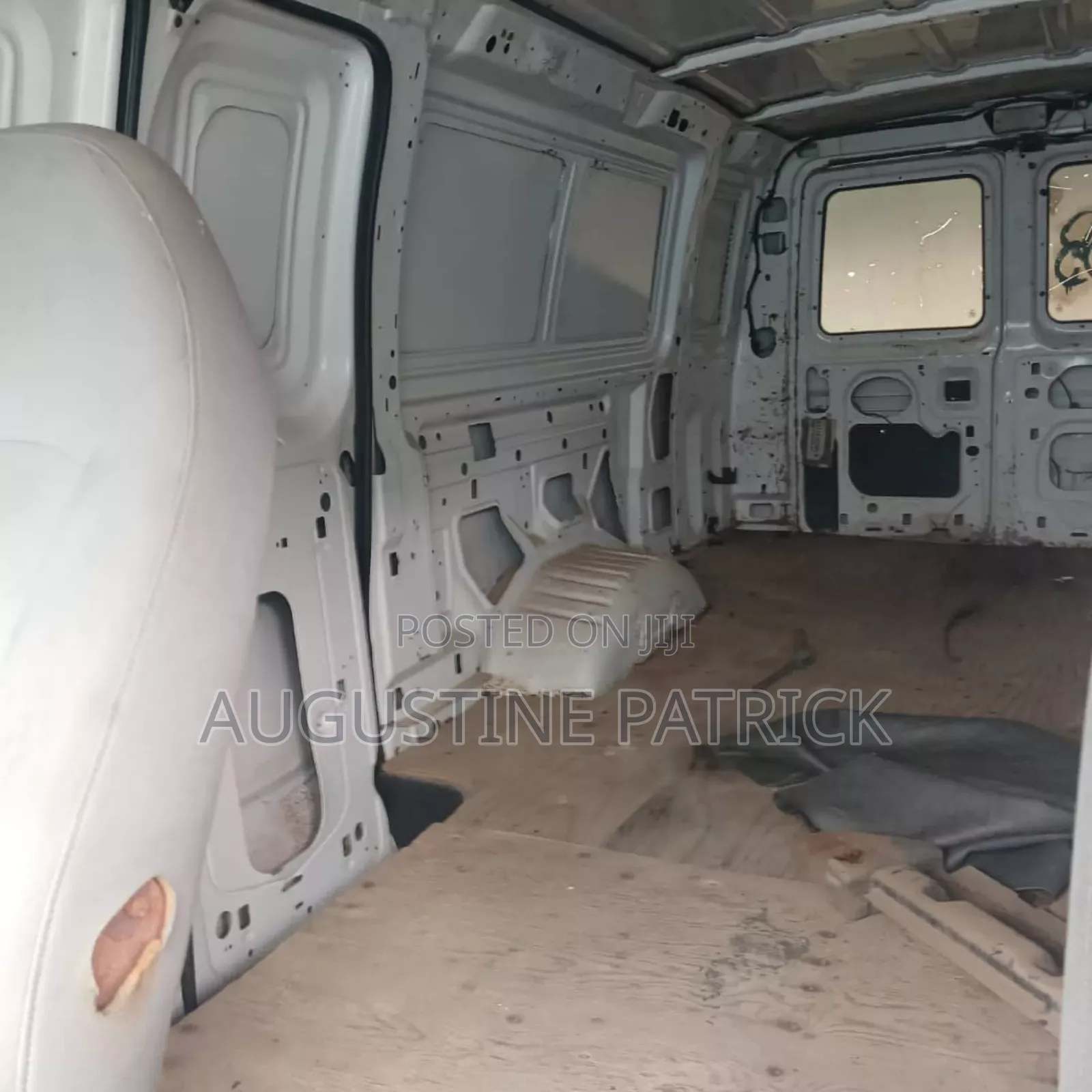 Ford E350 2008 White
