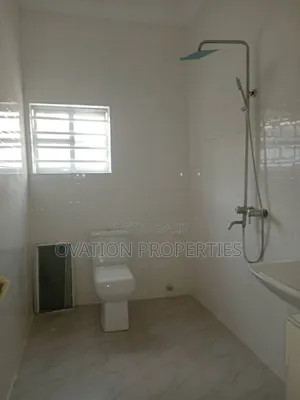 3bdrm Block of Flats in Gra Estate Oko Oba, Magodo for rent