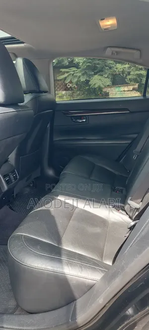 Lexus ES 2013 Black