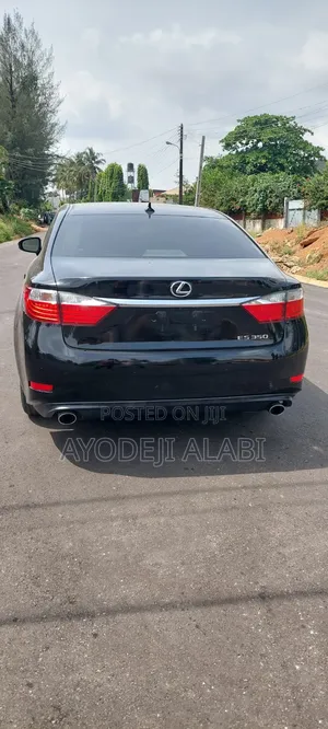 Lexus ES 2013 Black