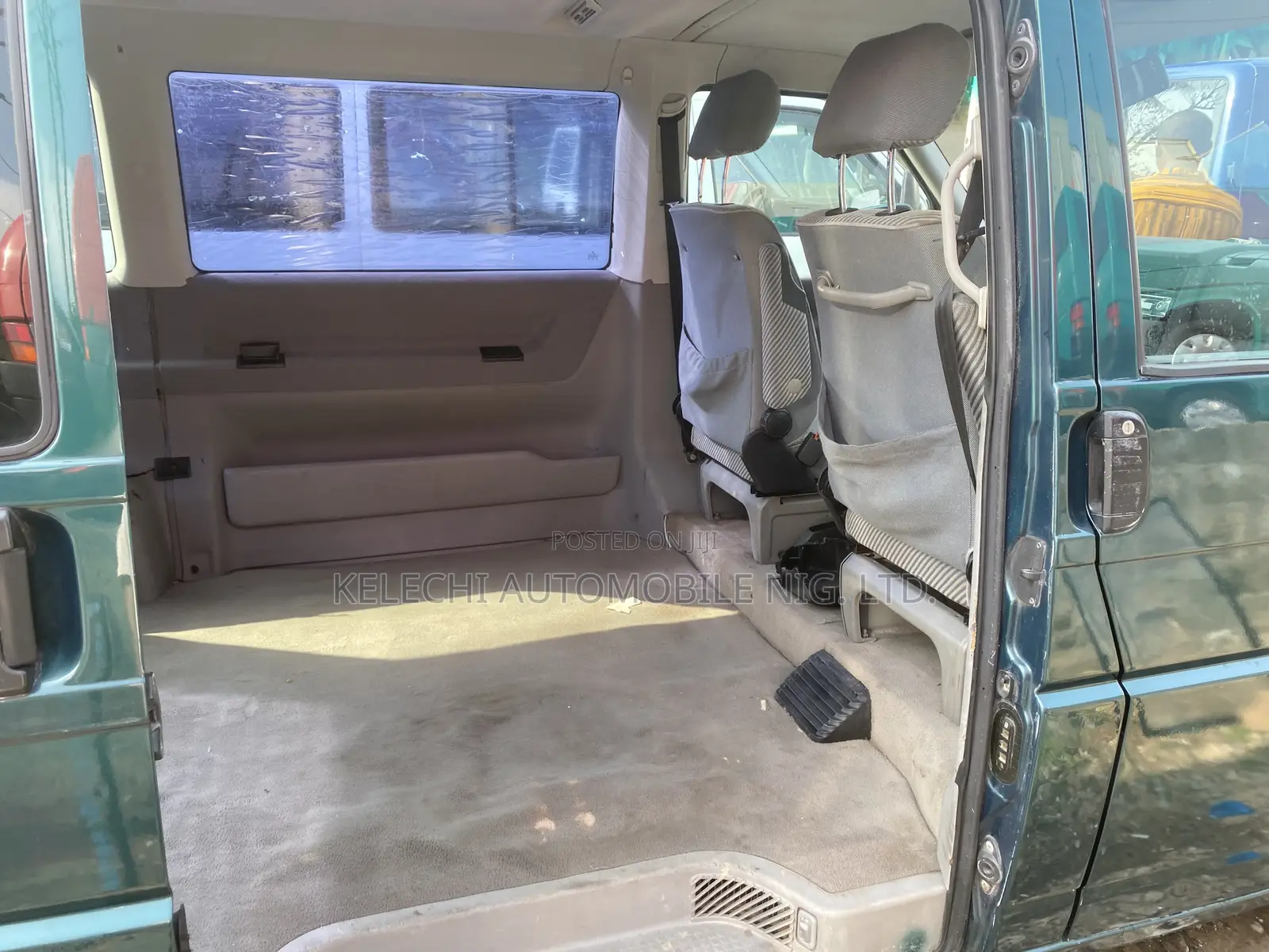 Volkswagen Transporter 2004 Green