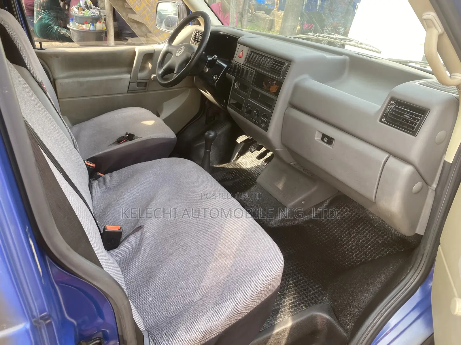 Volkswagen Transporter 2002 Blue