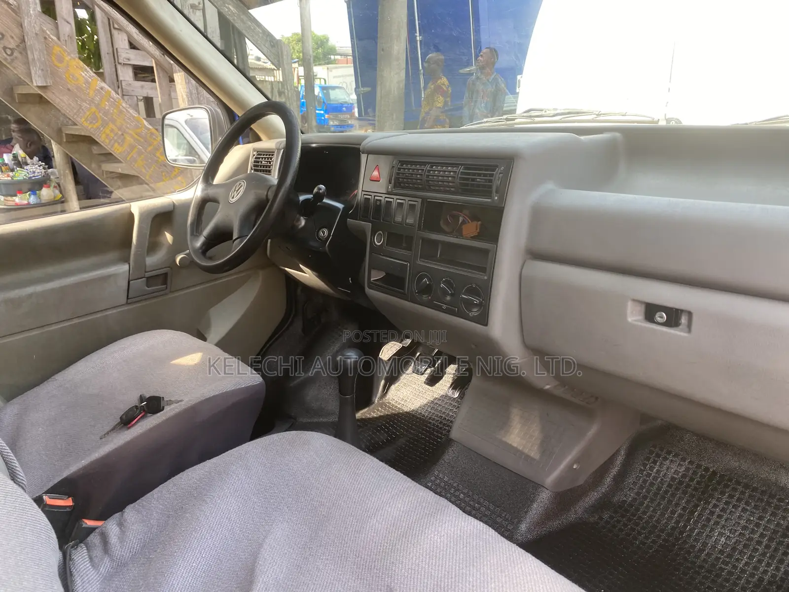 Volkswagen Transporter 2002 Blue