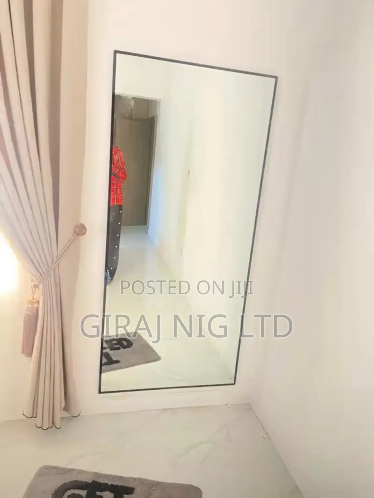 Decorative Wall Mirror