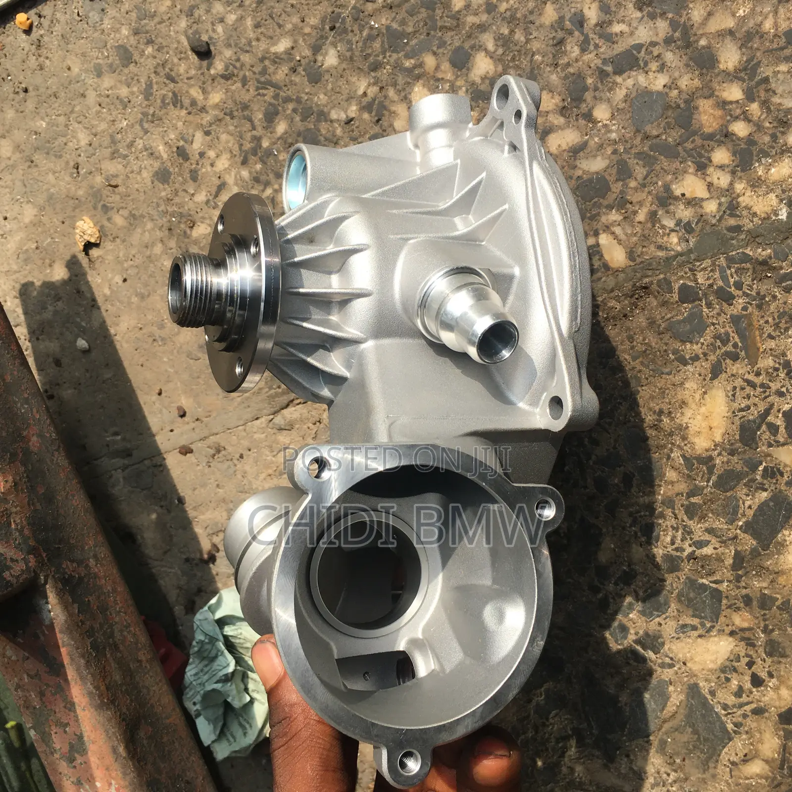 BMW E60 E70 X5 V8 Water Pump