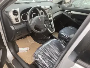 Pontiac Vibe 1.8L 2010 Silver