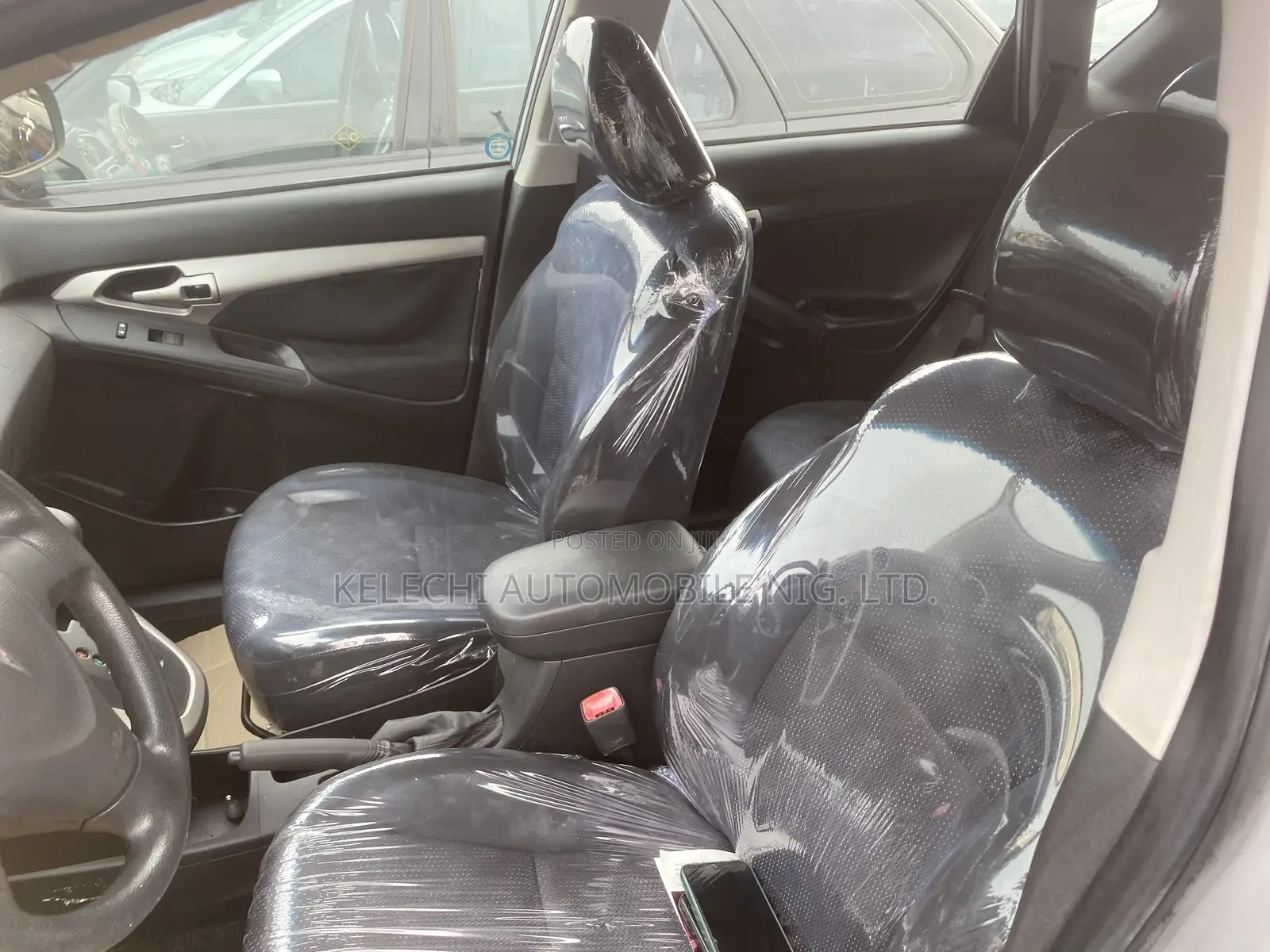 Pontiac Vibe 1.8L 2010 Silver