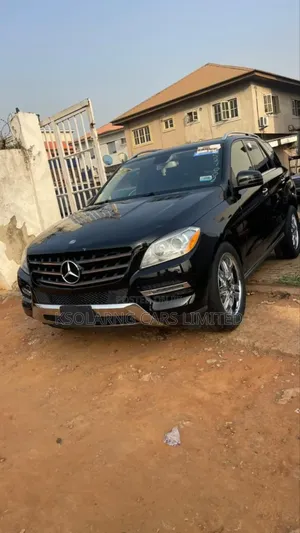 Mercedes-Benz M Class ML350 4dr SUV (3.5L 6cyl 7A) 2015 Black