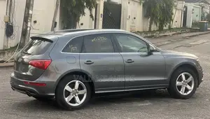 Audi Q5 2012 Gray