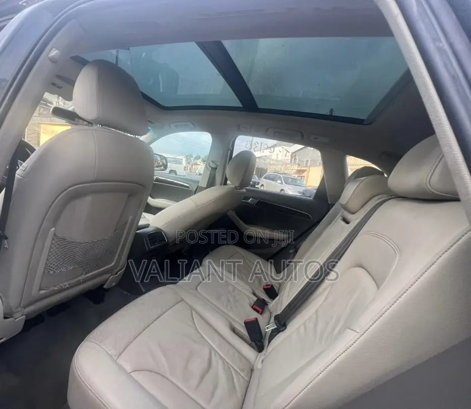 Audi Q5 2012 Gray