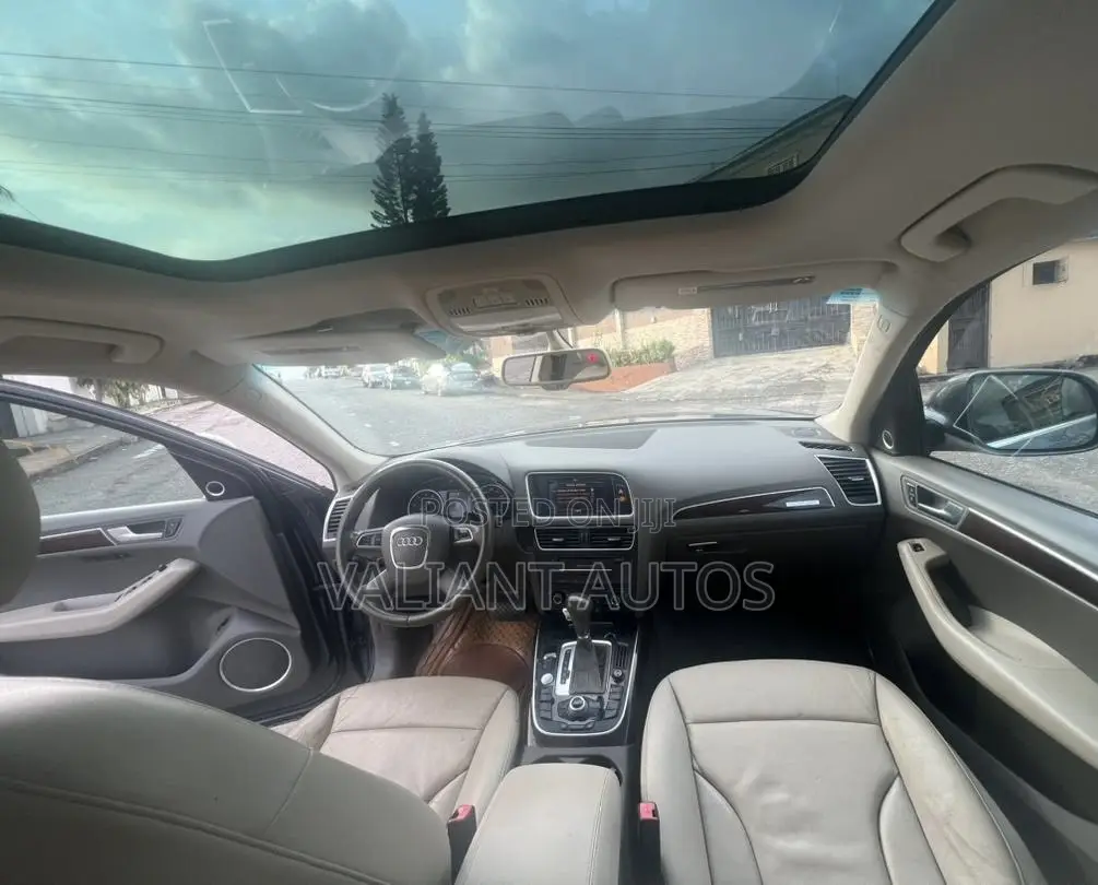 Audi Q5 2012 Gray